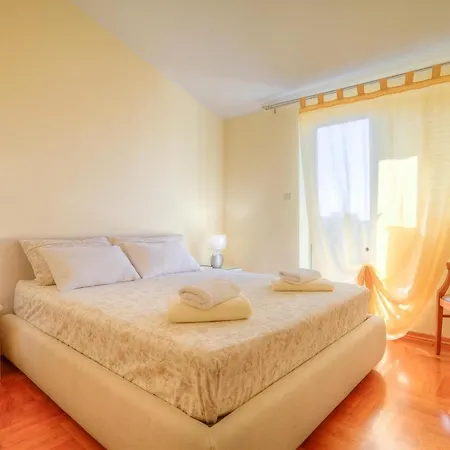 Apartamento Diconi Pula